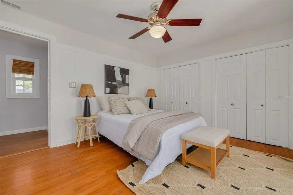 445 25th Avenue N St Petersburg FL 33704