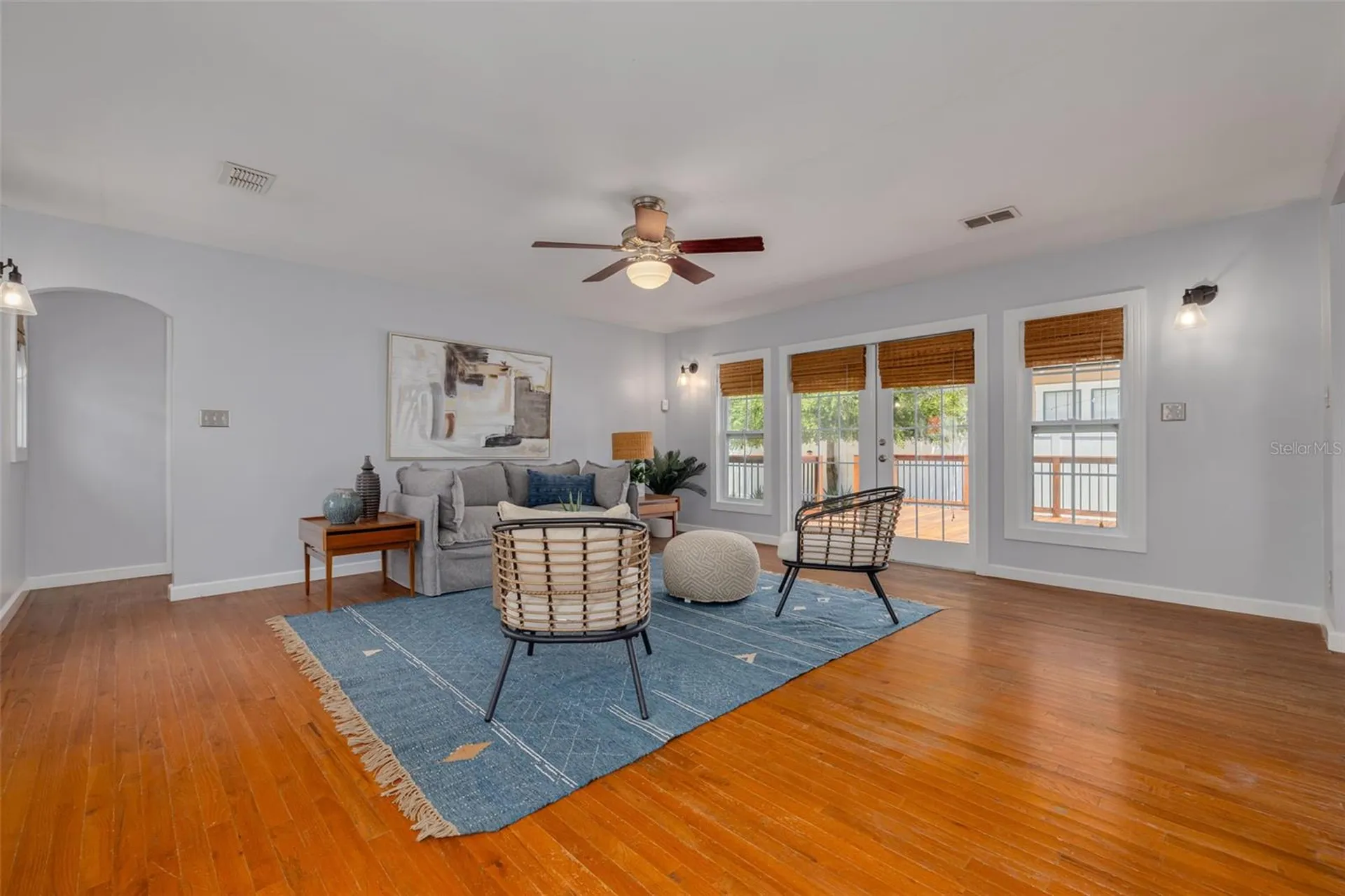 445 25th Avenue N St Petersburg FL 33704