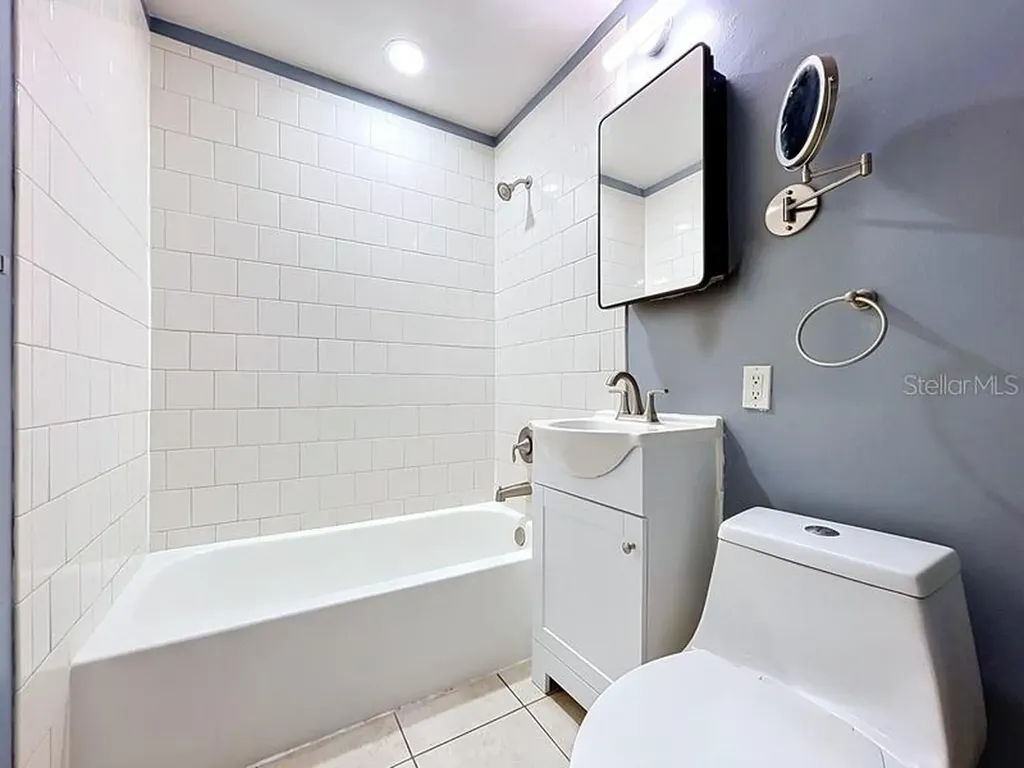 4334 18th Street N St Petersburg FL 33714