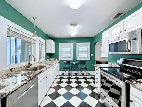 4334 18th Street N St Petersburg FL 33714