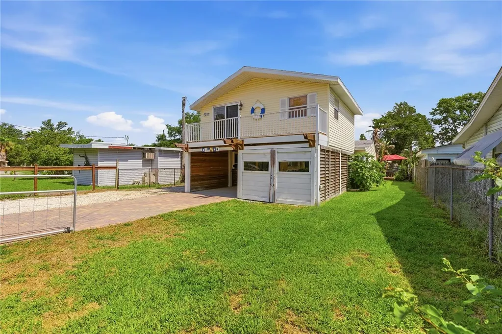5251 Alpaca Drive Weeki Wachee FL 34607