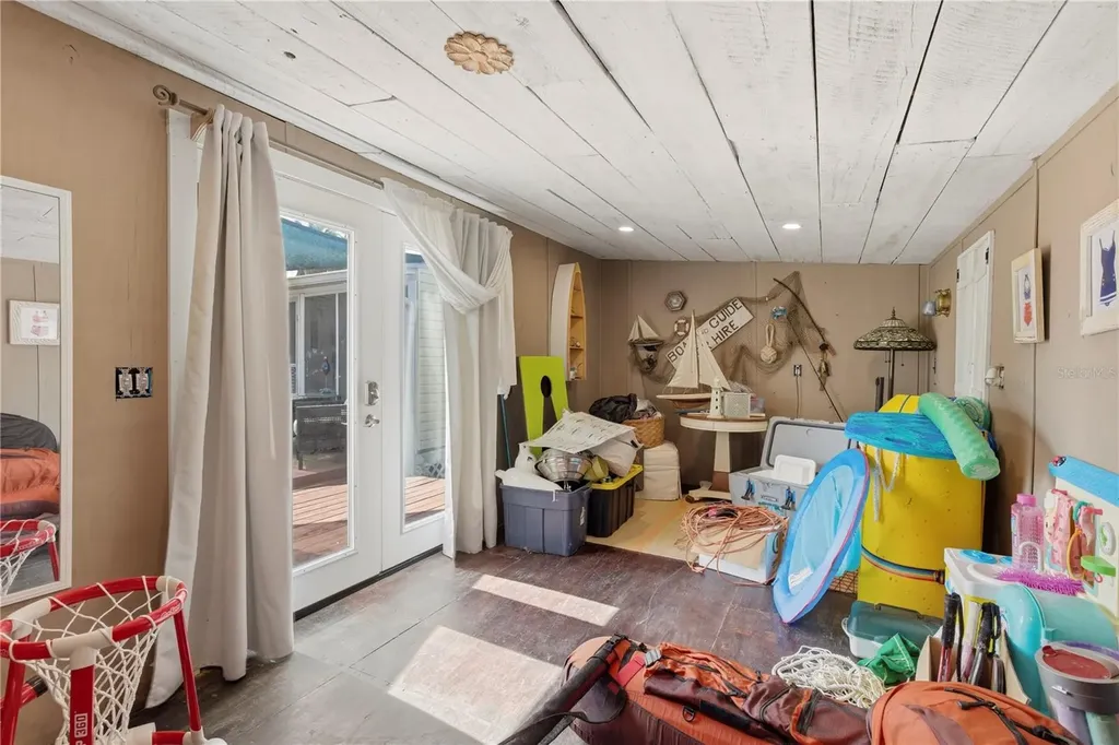 5251 Alpaca Drive Weeki Wachee FL 34607