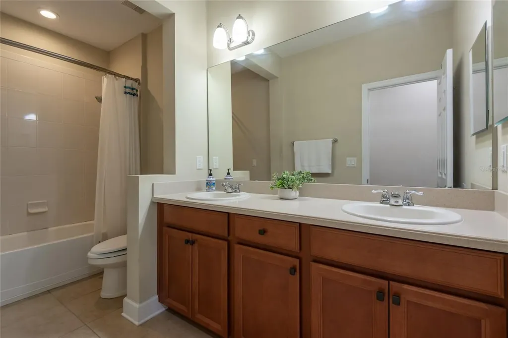 11807 Cross Vine Drive Riverview FL 33579