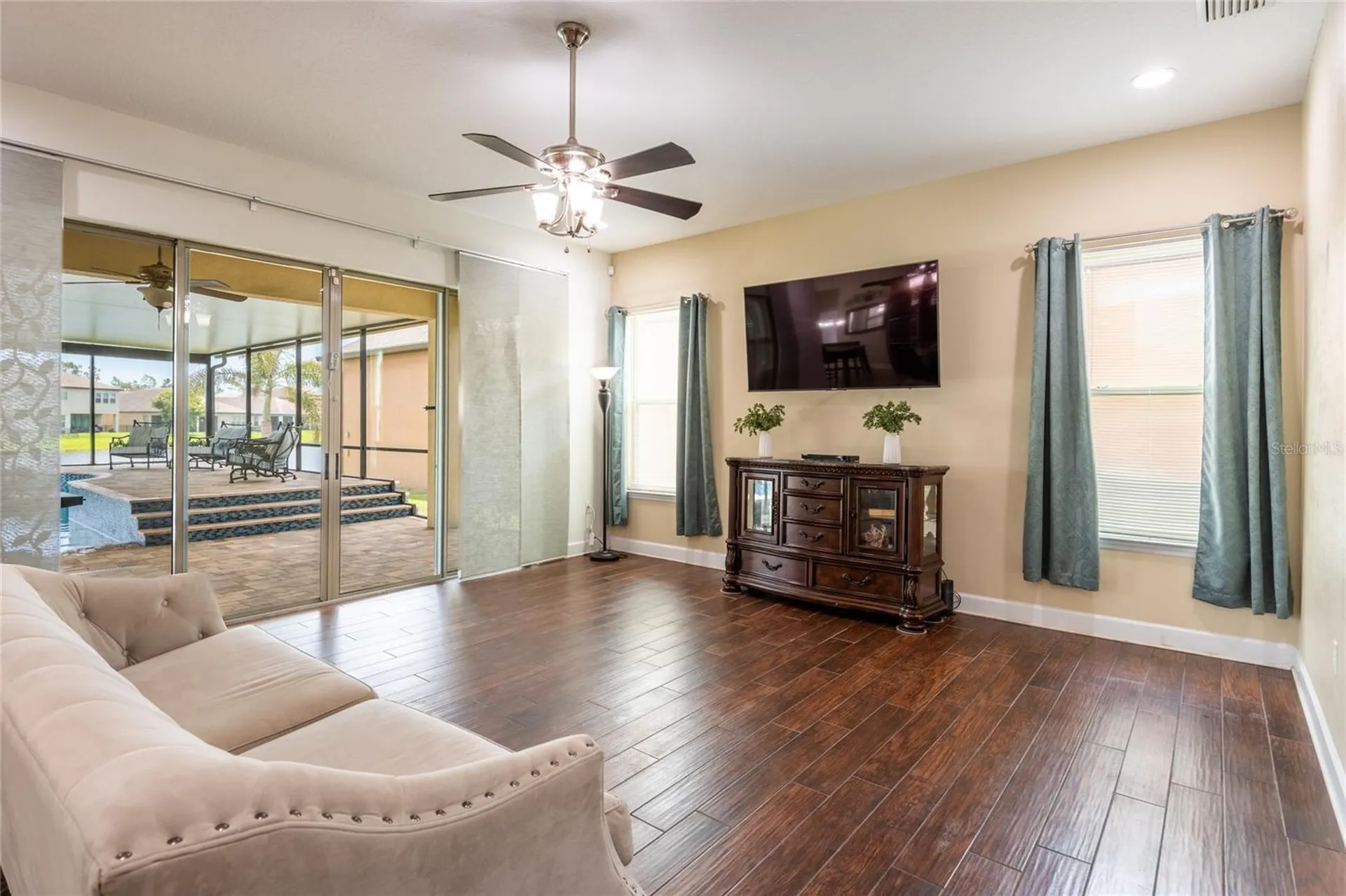 11807 Cross Vine Drive Riverview FL 33579