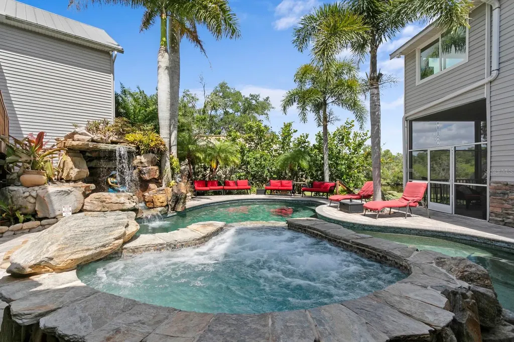 1030 Mill Creek Road Bradenton FL 34212