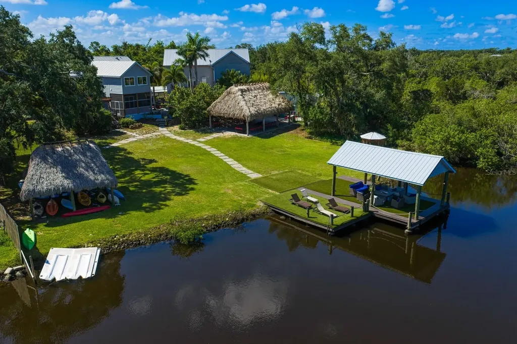 1030 Mill Creek Road Bradenton FL 34212