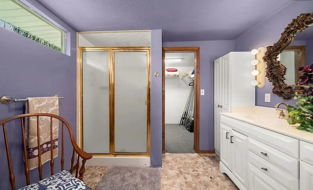 221 Speckled Perch Point Lorida FL 33857