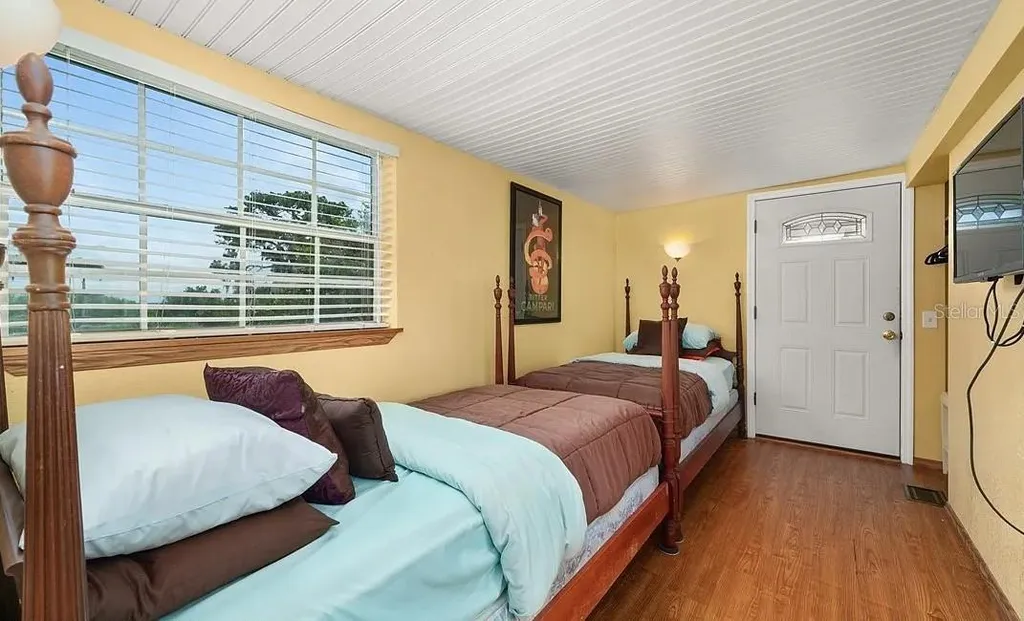 221 Speckled Perch Point Lorida FL 33857