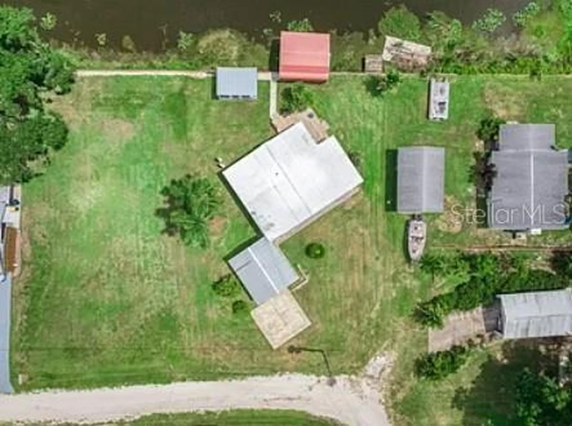 221 Speckled Perch Point Lorida FL 33857