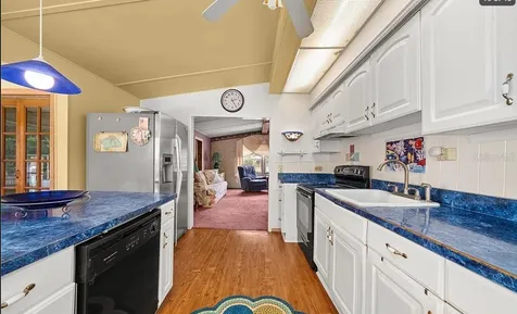 221 Speckled Perch Point Lorida FL 33857