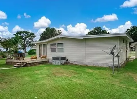 221 Speckled Perch Point Lorida FL 33857