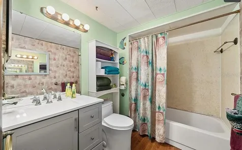 221 Speckled Perch Point Lorida FL 33857
