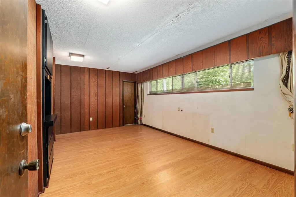 1931 NW 32nd Terrace Gainesville FL 32605