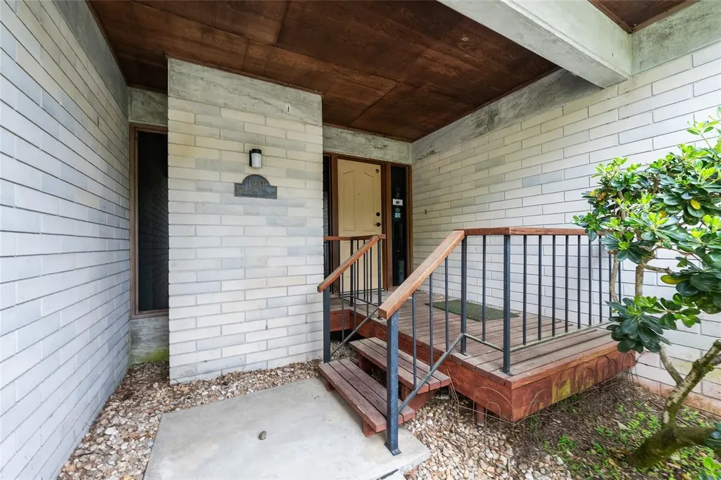 1931 NW 32nd Terrace Gainesville FL 32605