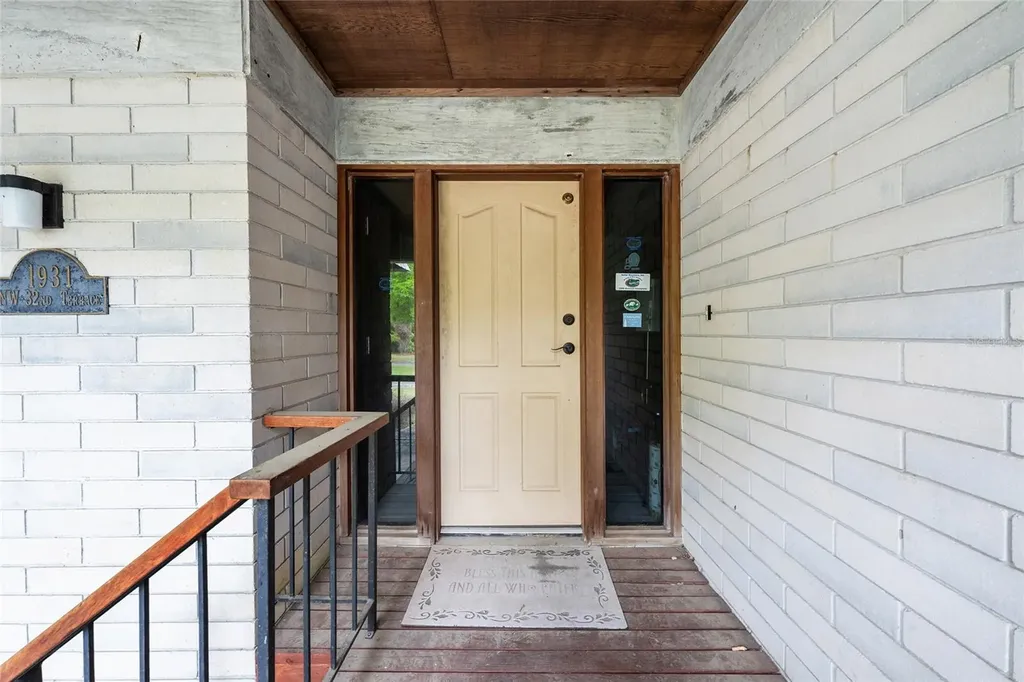 1931 NW 32nd Terrace Gainesville FL 32605