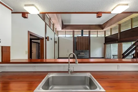 1931 NW 32nd Terrace Gainesville FL 32605