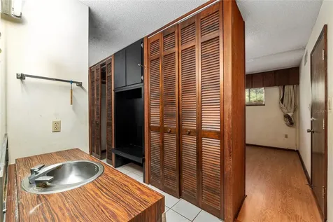 1931 NW 32nd Terrace Gainesville FL 32605