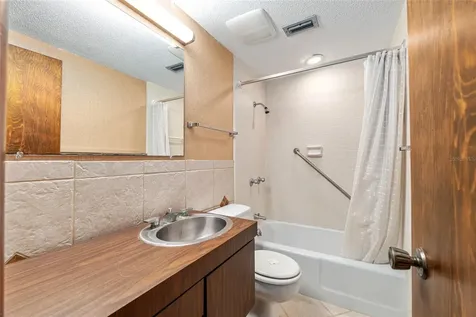 1931 NW 32nd Terrace Gainesville FL 32605