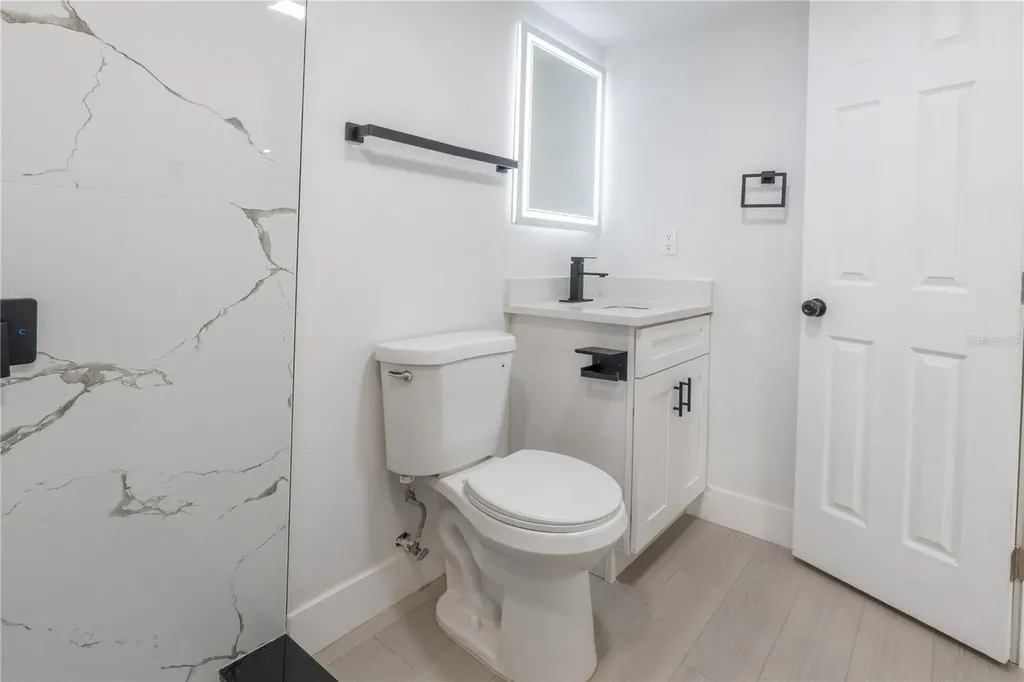 4112 W Fairview Heights Tampa FL 33616