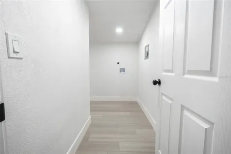 4112 W Fairview Heights Tampa FL 33616