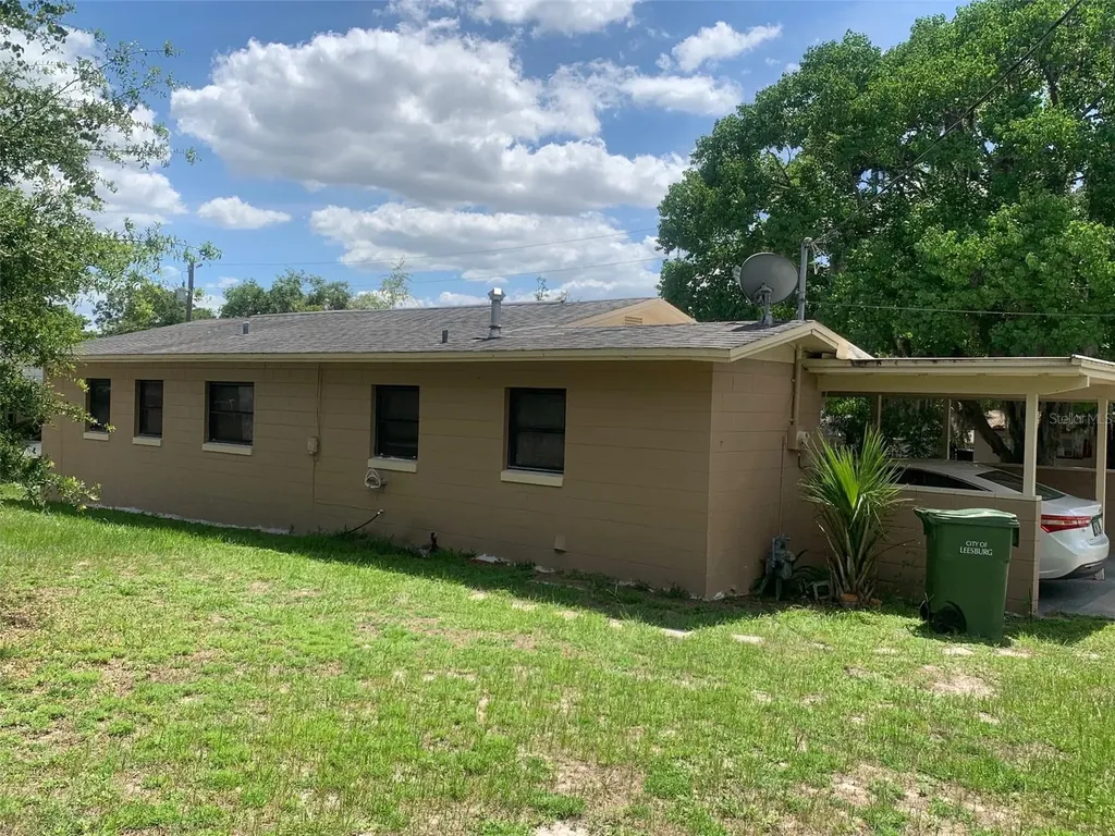 1406 Pembrook Drive Leesburg FL 34748