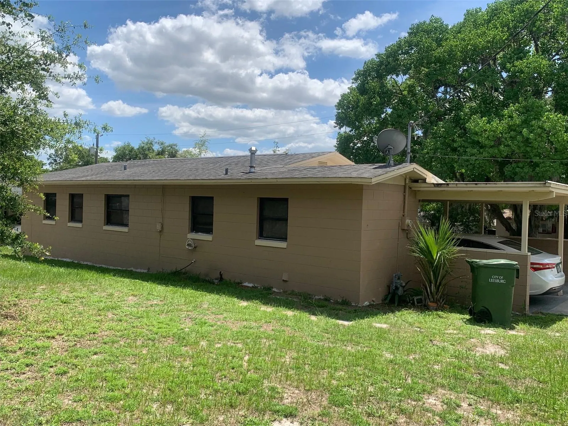 1406 Pembrook Drive Leesburg FL 34748
