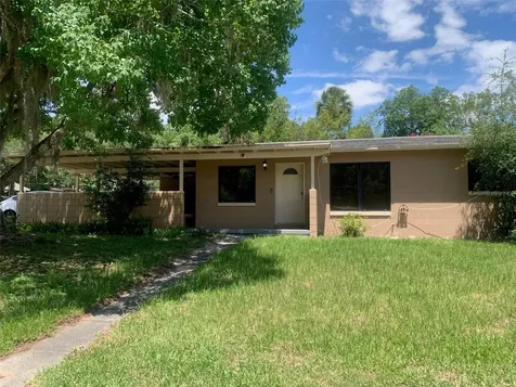 1406 Pembrook Drive Leesburg FL 34748