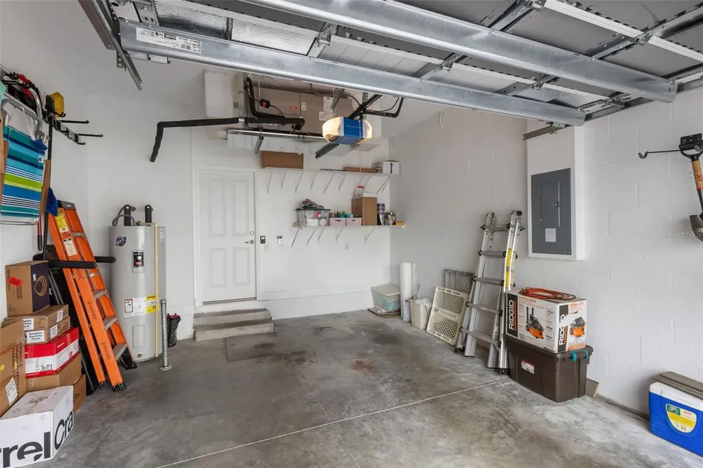 423 Aurora Way Oldsmar FL 34677