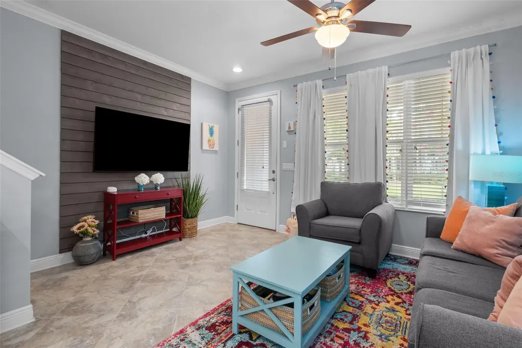 423 Aurora Way Oldsmar FL 34677