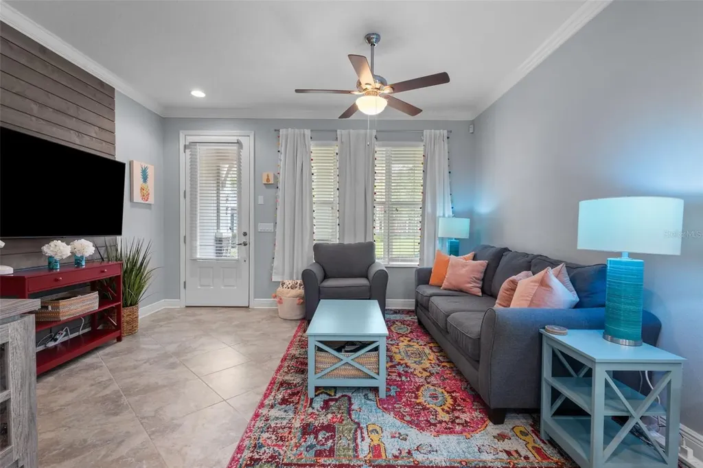 423 Aurora Way Oldsmar FL 34677
