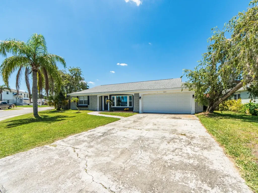 3645 Overland Holiday FL 34691