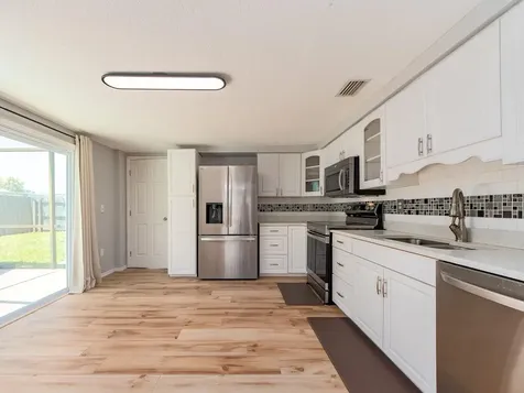 3645 Overland Holiday FL 34691