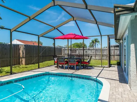 3645 Overland Holiday FL 34691