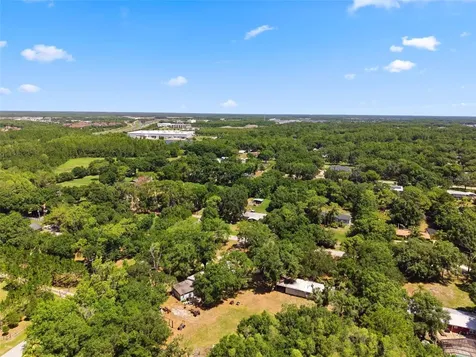 17214 Chinaberry Road Lutz FL 33558
