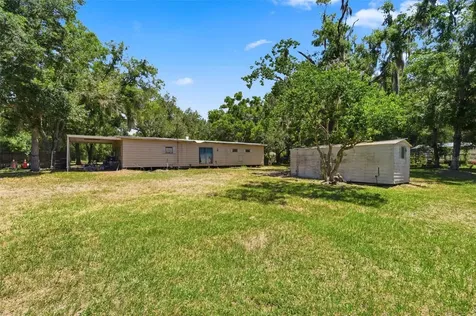 17214 Chinaberry Road Lutz FL 33558