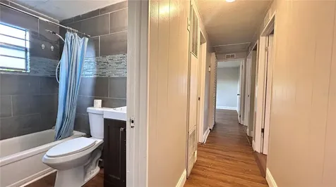 1203 Parkwood Avenue Groveland FL 34736