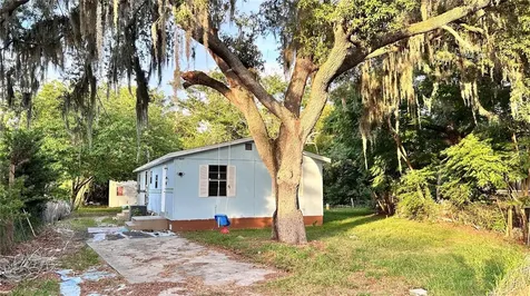1203 Parkwood Avenue Groveland FL 34736