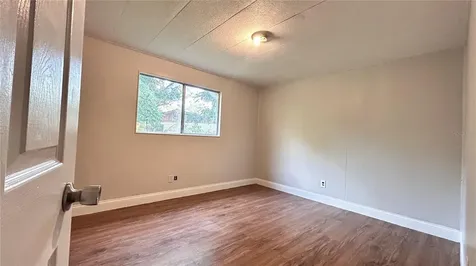 1203 Parkwood Avenue Groveland FL 34736
