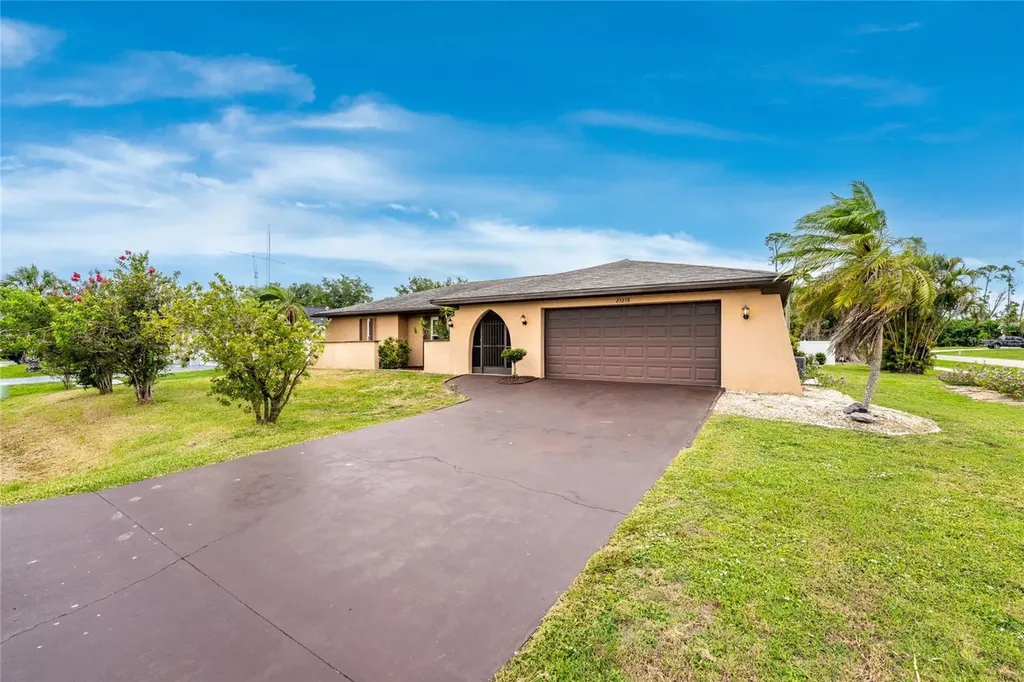 23278 Mcnamee Avenue Port Charlotte FL 33980