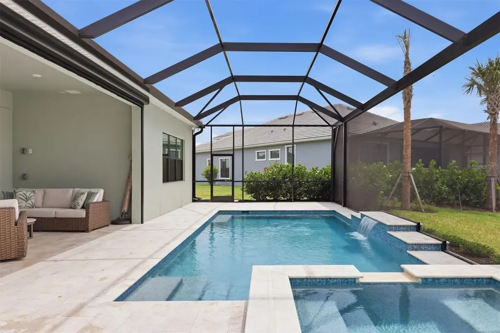4923 Empire Landing Run Bradenton FL 34211