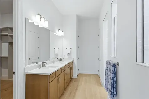4923 Empire Landing Run Bradenton FL 34211