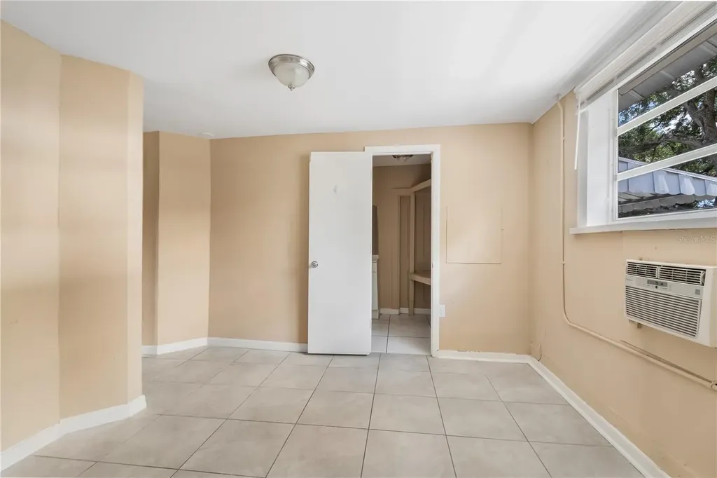 418 E Amelia Avenue Tampa FL 33602