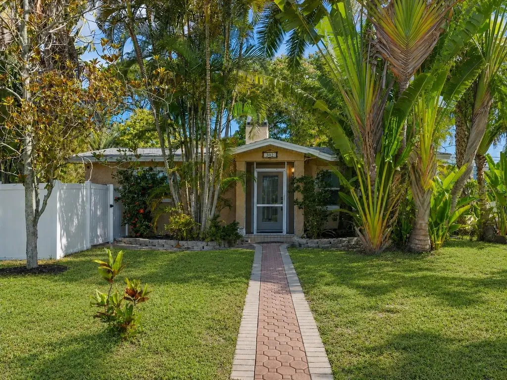 502 Florida Boulevard Crystal Beach FL 34681