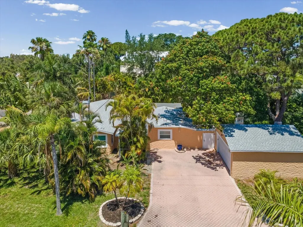 502 Florida Boulevard Crystal Beach FL 34681
