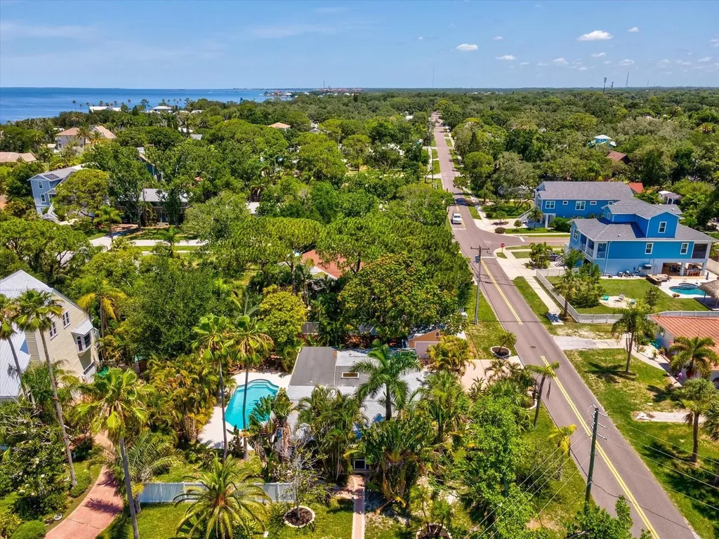 502 Florida Boulevard Crystal Beach FL 34681