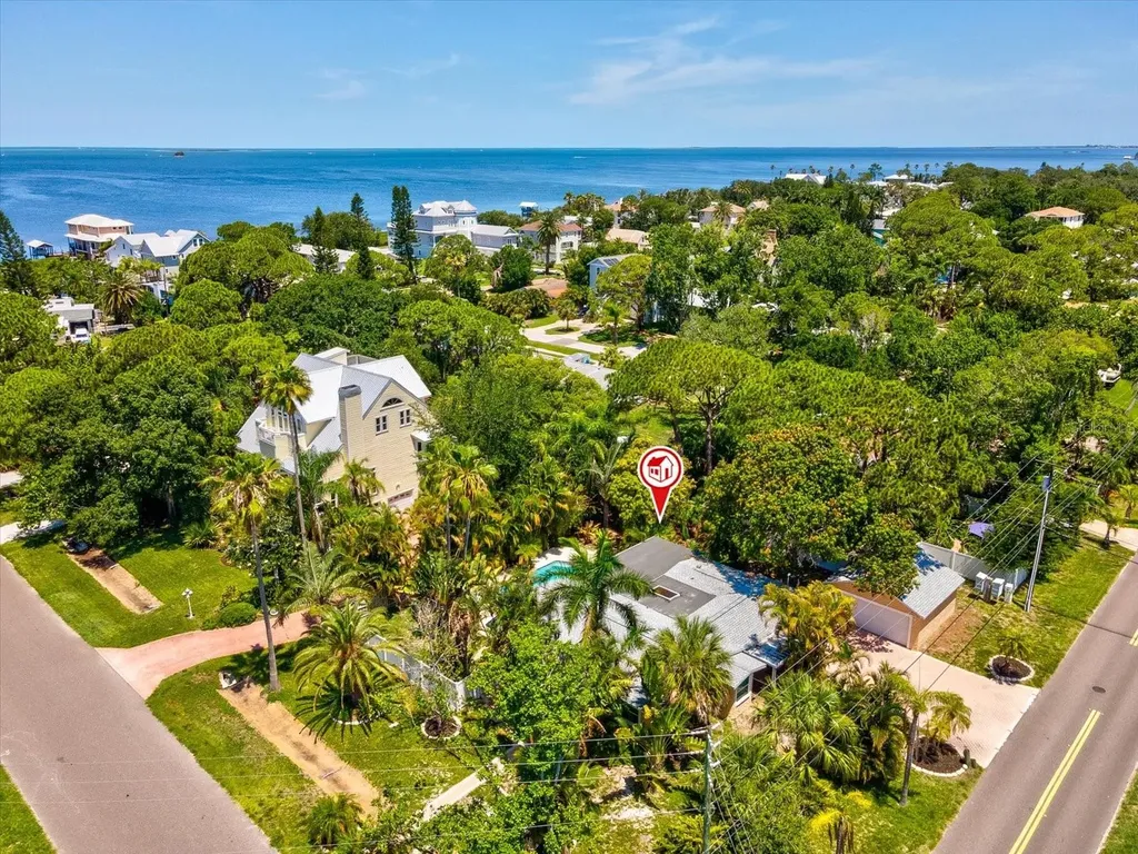 502 Florida Boulevard Crystal Beach FL 34681