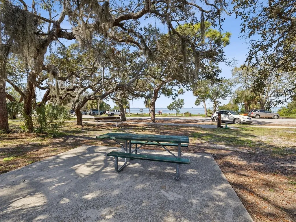 502 Florida Boulevard Crystal Beach FL 34681
