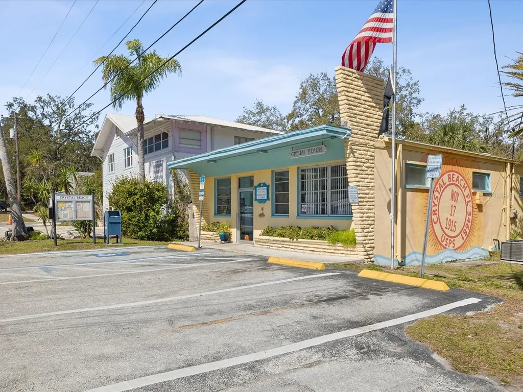 502 Florida Boulevard Crystal Beach FL 34681