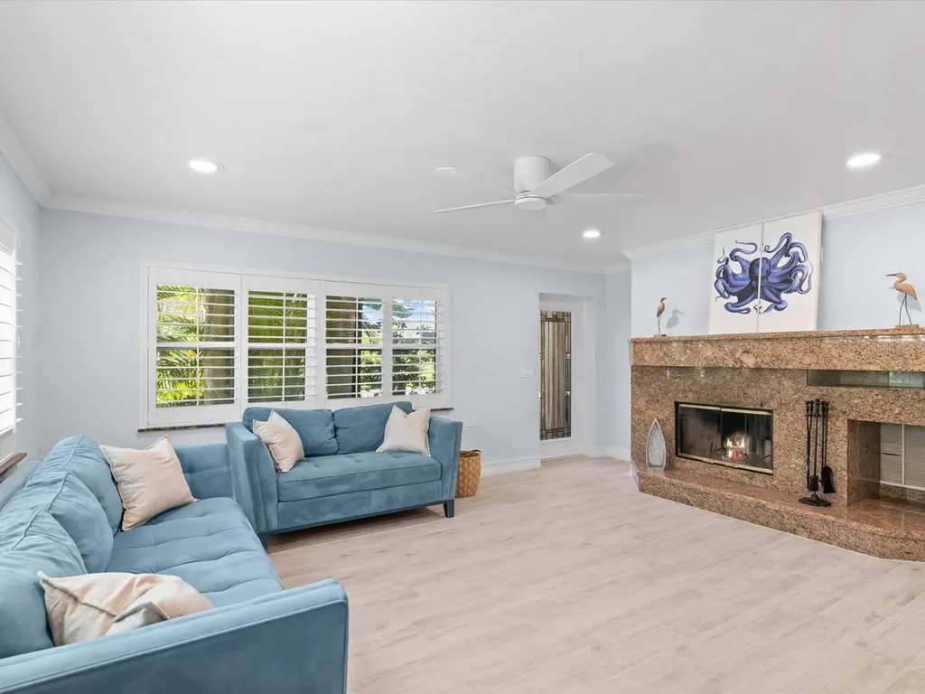502 Florida Boulevard Crystal Beach FL 34681