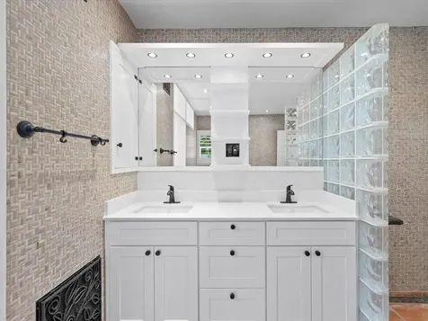 502 Florida Boulevard Crystal Beach FL 34681